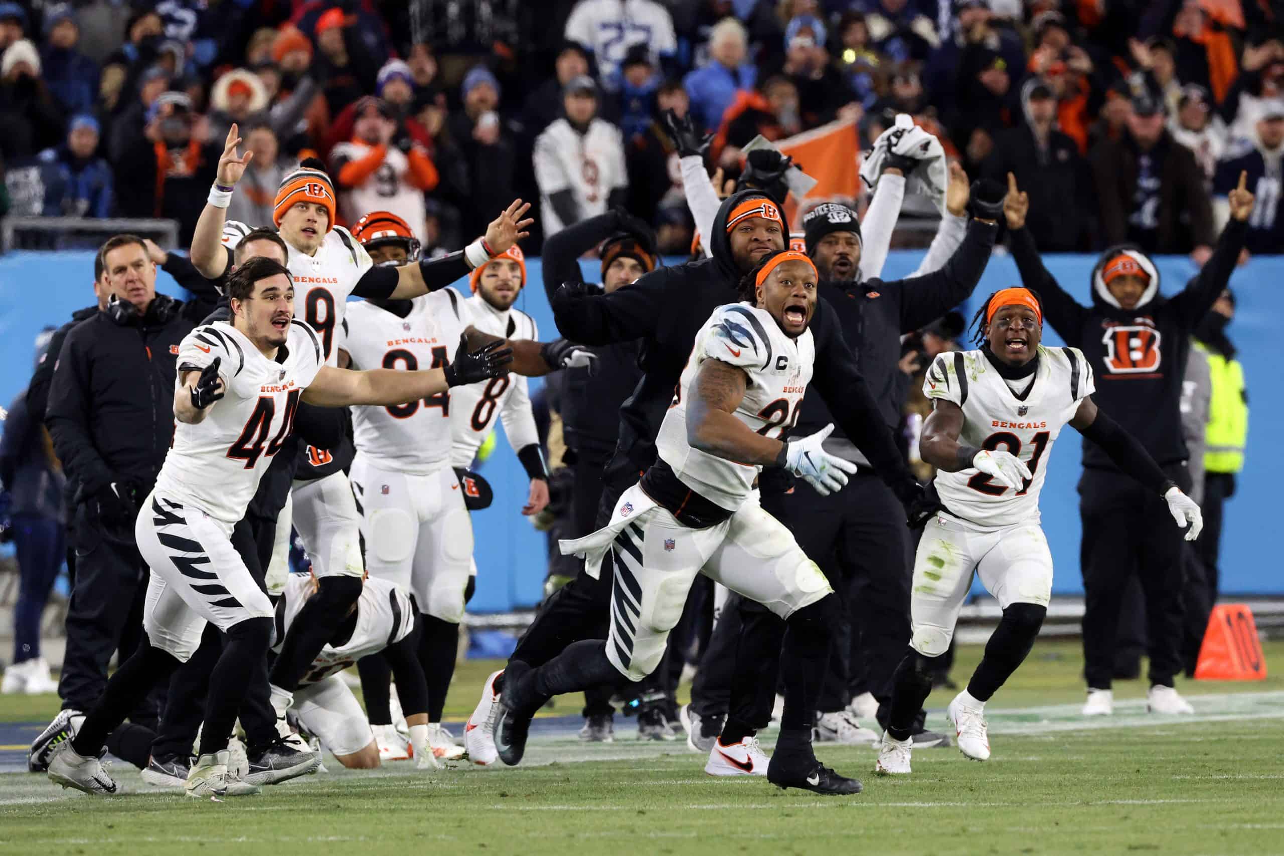 AFC Championship: Cincinnati Bengals beat Titans 19-16