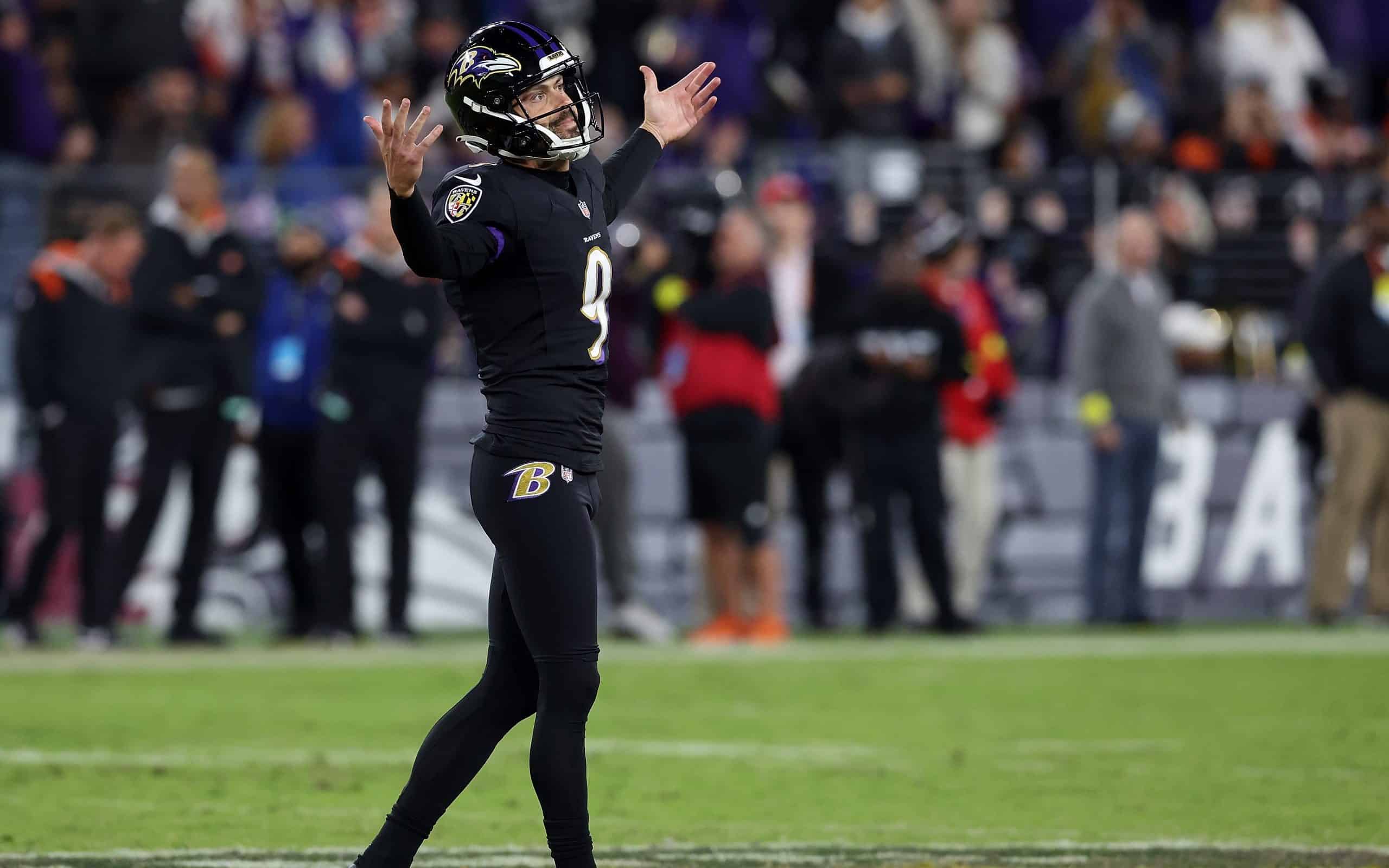 Justin Tucker lifts Ravens to victory with 43-yard game-winning