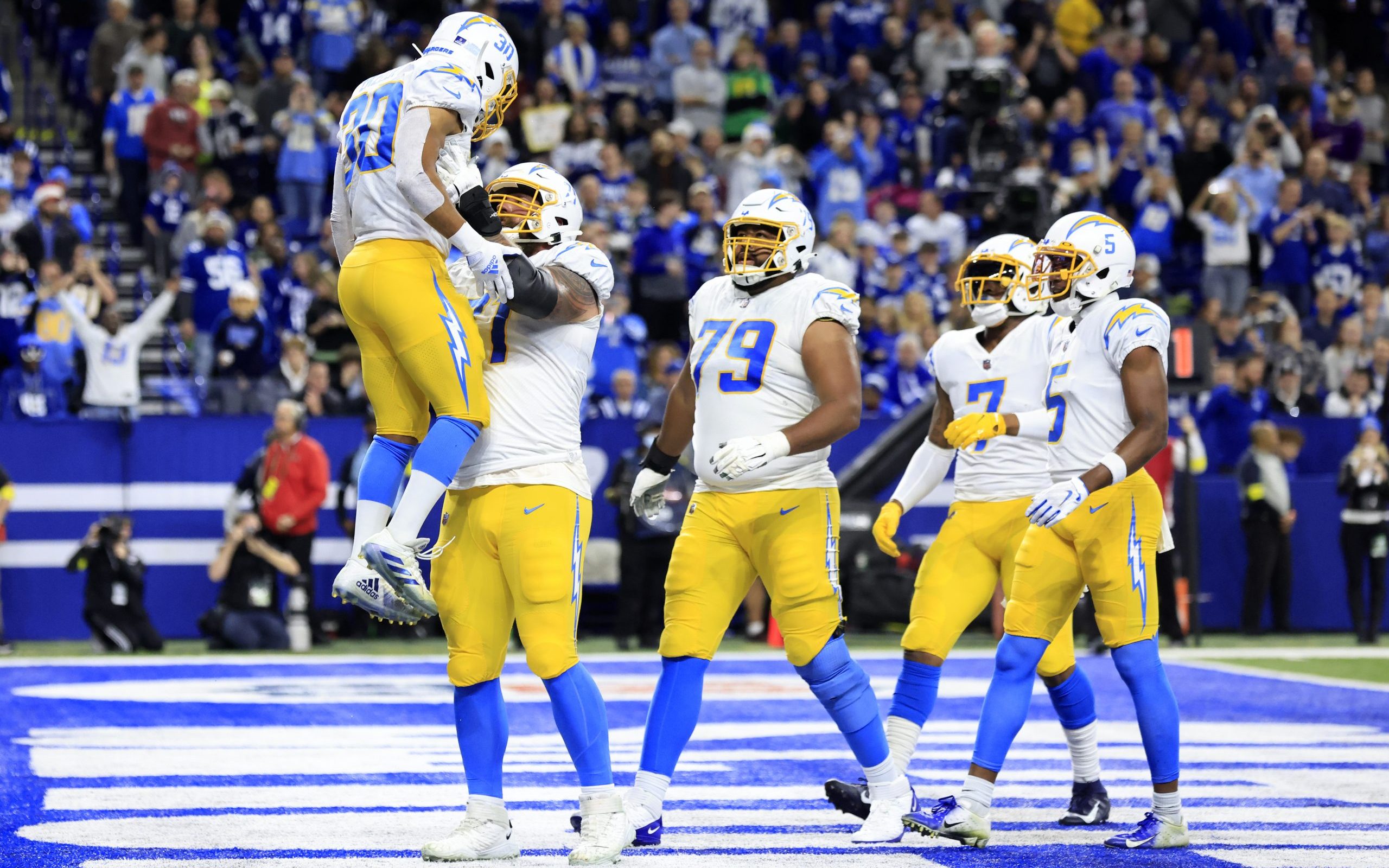 MNF: Chargers 20-3 Colts: Final score and highlights